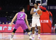 爱游戏app下载-关于签下外援巴里-布朗的信息