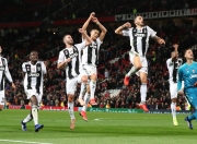 爱游戏培训-伦敦球队双雄战平，守住荣誉不败记录的简单介绍