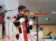 爱游戏官方登录入口-射击比赛中选手高精度射击