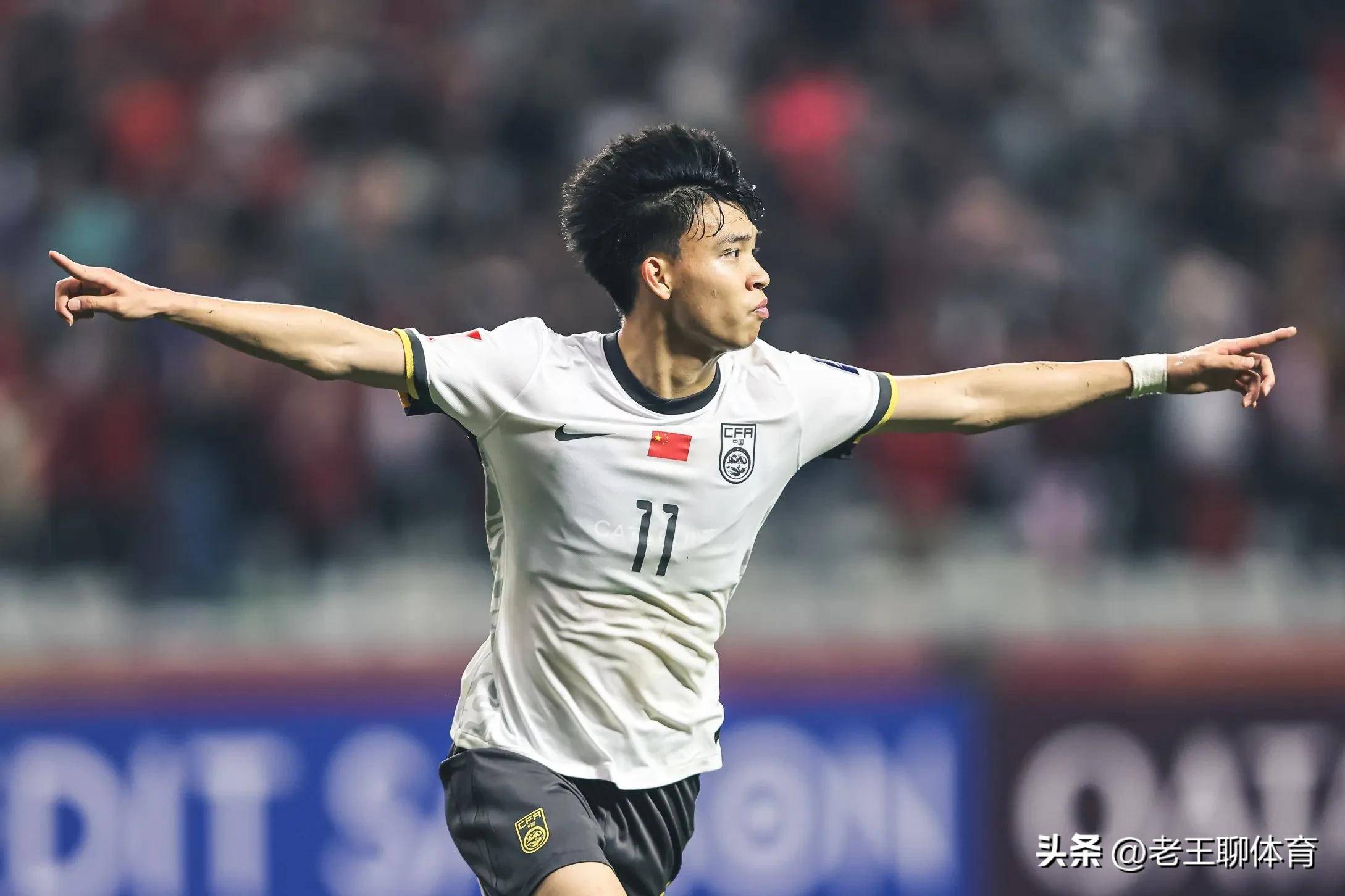 中国足球队成功晋级国际赛事半决赛