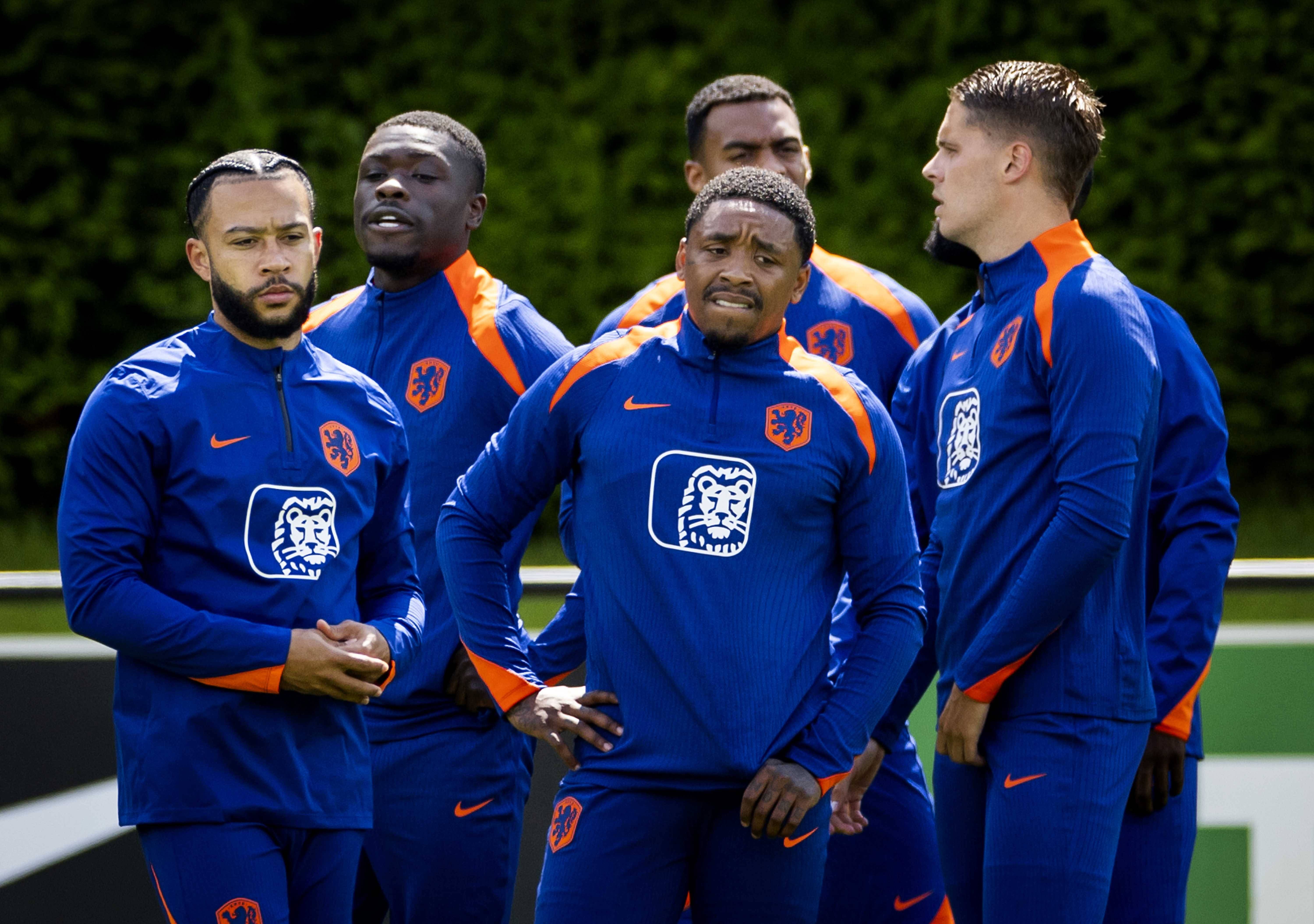 关于荷兰队奋力抗敌，欧洲杯表现引人瞩目的信息