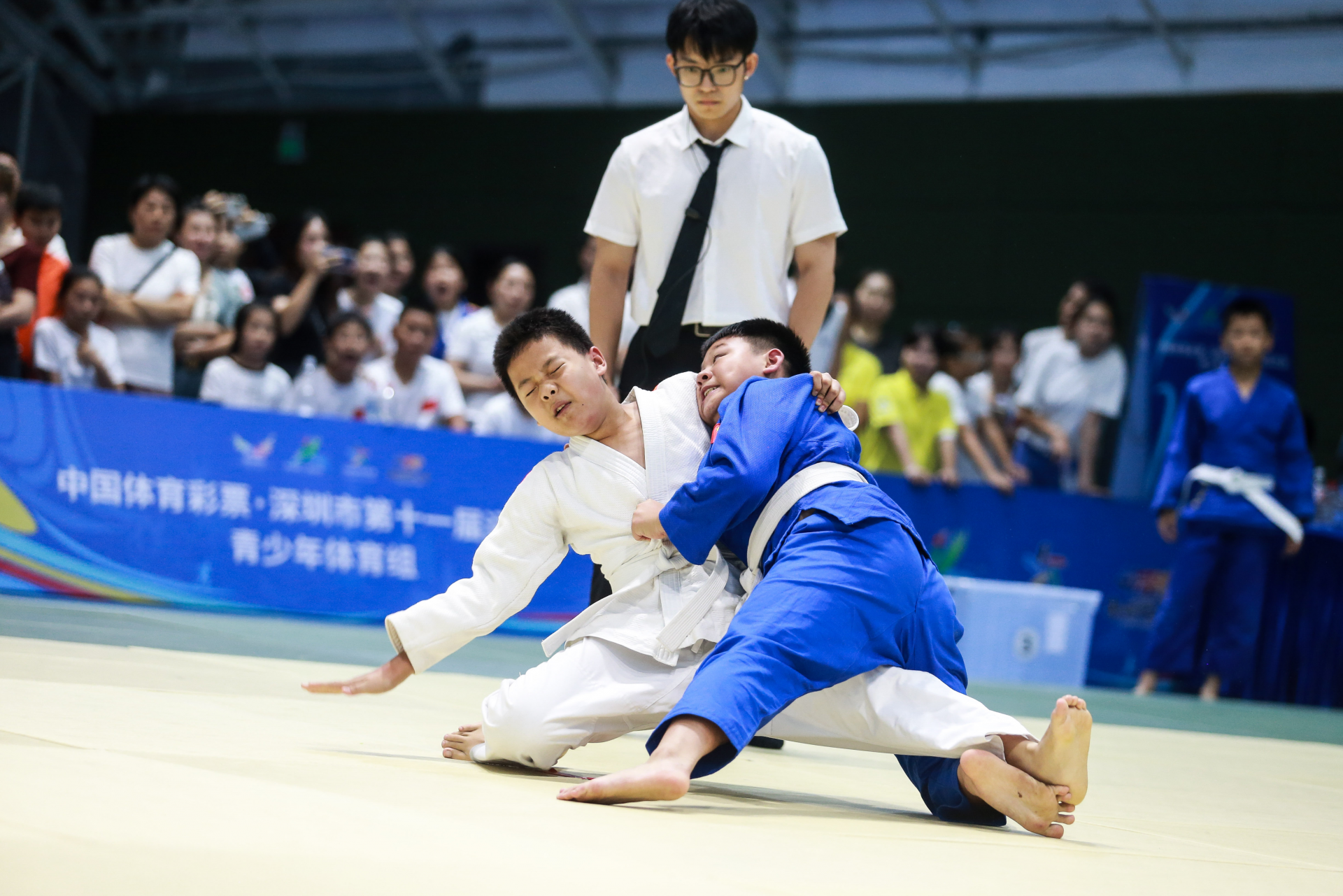 日本选手在柔道项目中斩获金牌 日本选手在柔道项目中斩获金牌