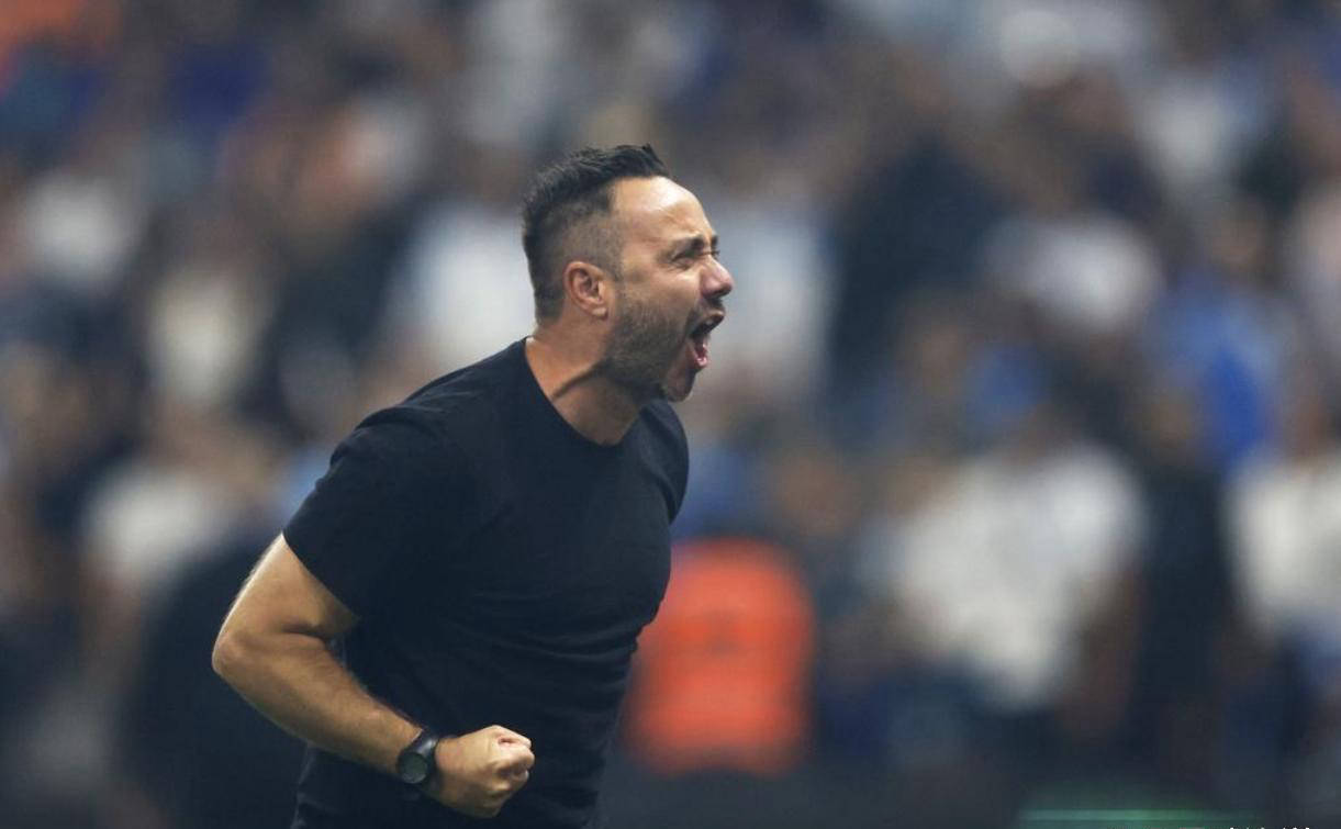 阿贾克斯主场大胜,豪取小组第一的简单介绍 阿贾克斯主场大胜,豪取小组第一的简单介绍