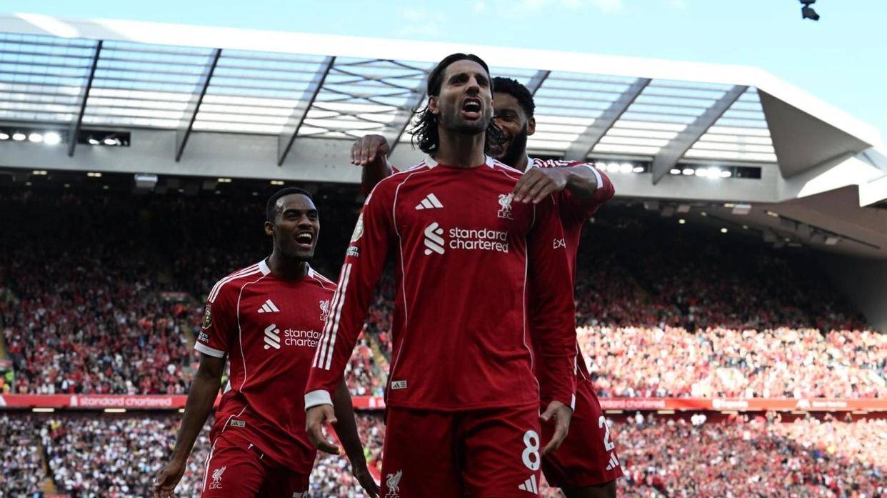 利物浦头号射手持续轰炸，热火朝天