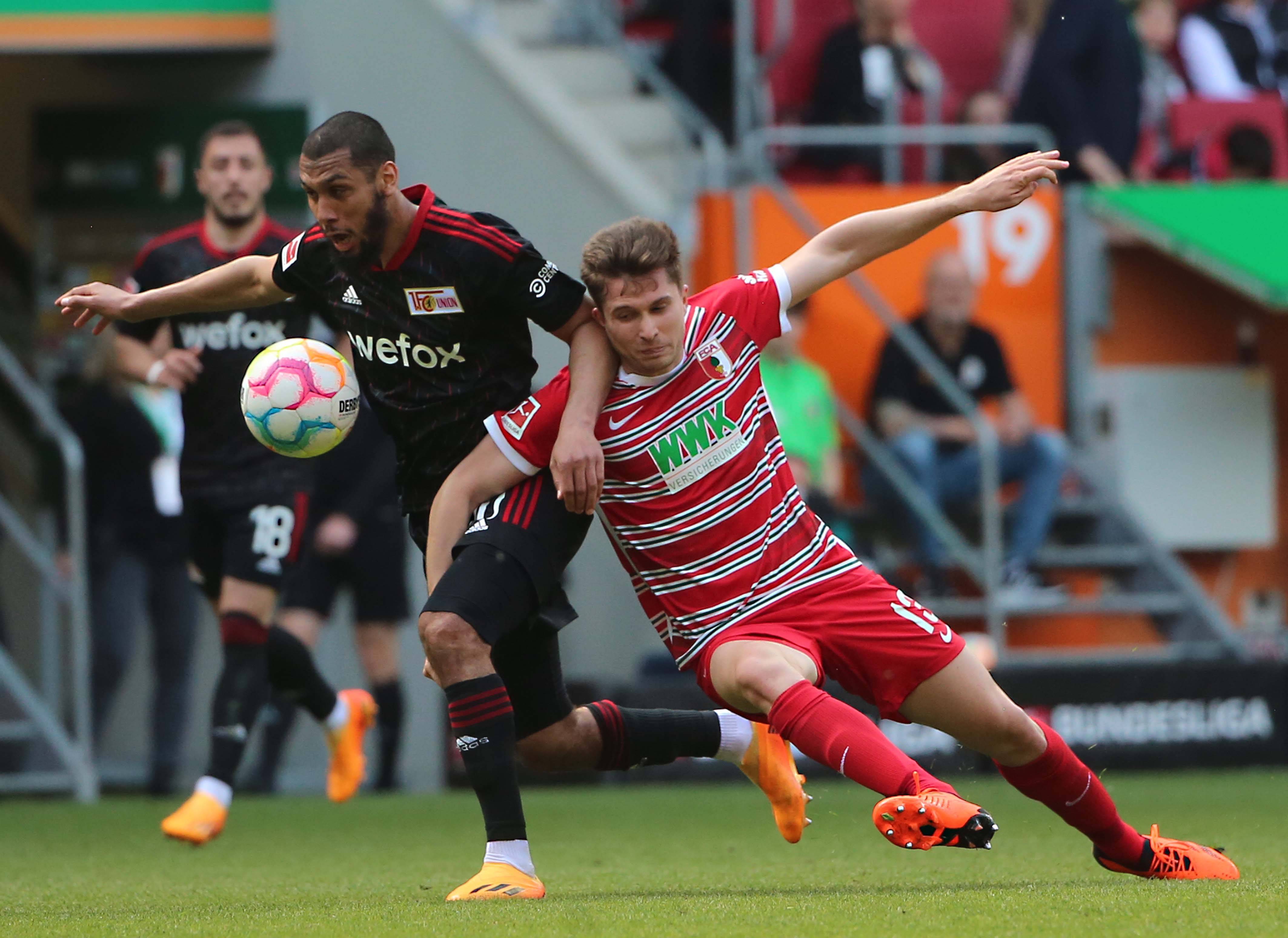 门兴格拉德巴赫队员们实力出众，取得胜利！的简单介绍