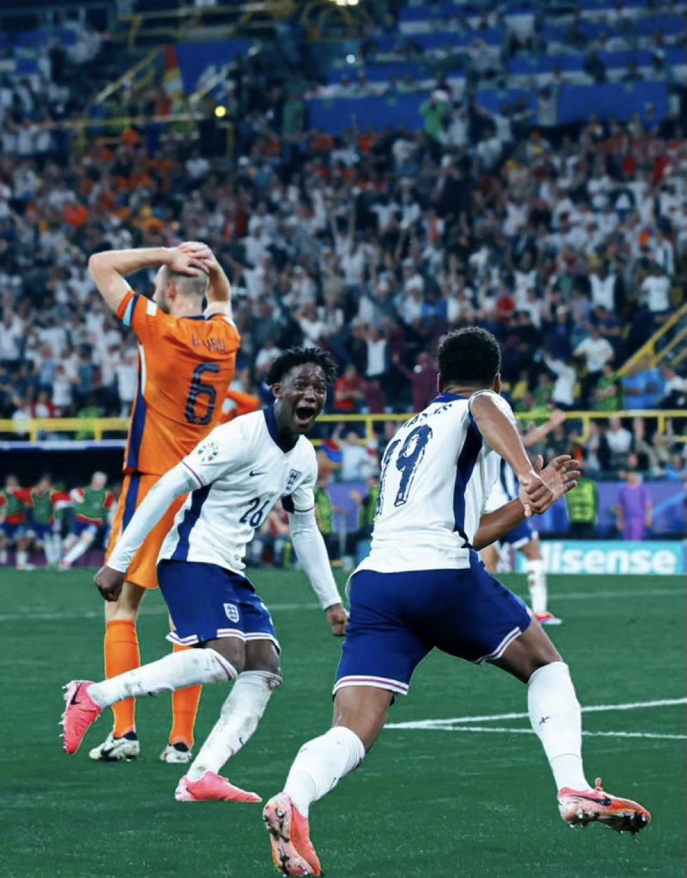 豪强争锋：欧洲联赛逆袭传奇，挑战不已的简单介绍