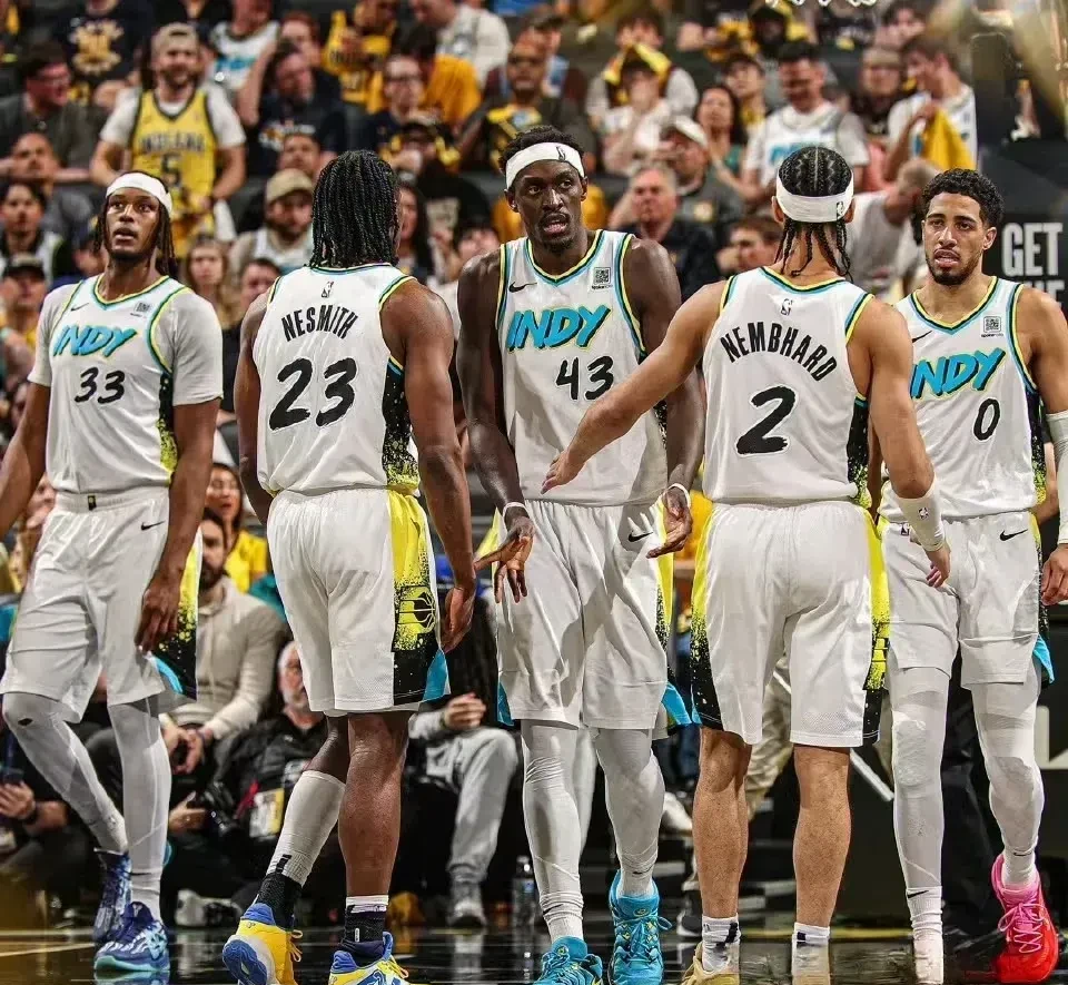 本赛季球队实力强劲，被看好进入季后赛