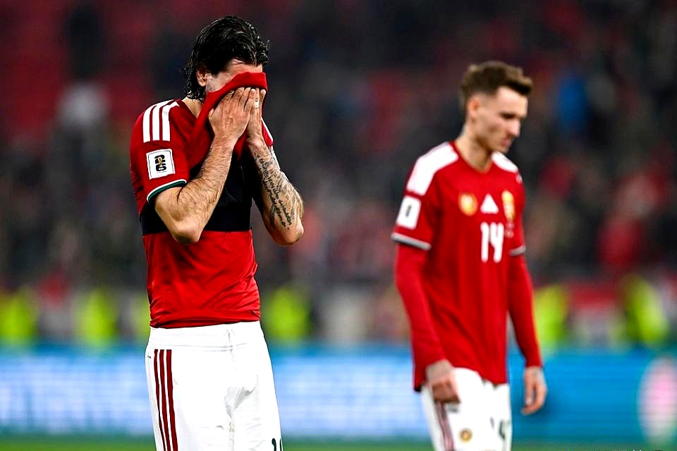 匈牙利队在比赛中表现出色，实现大逆转的简单介绍