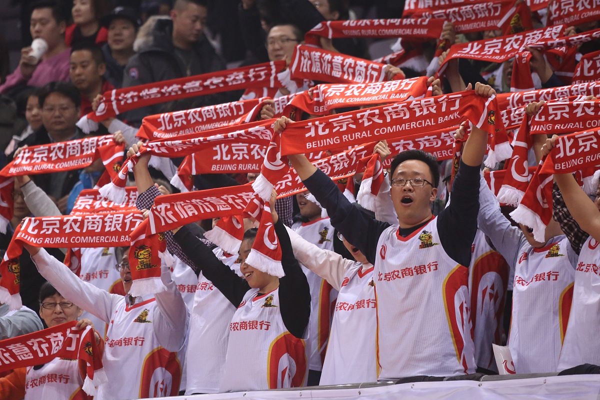 包含历史战绩再创新高，球员士气大增的词条